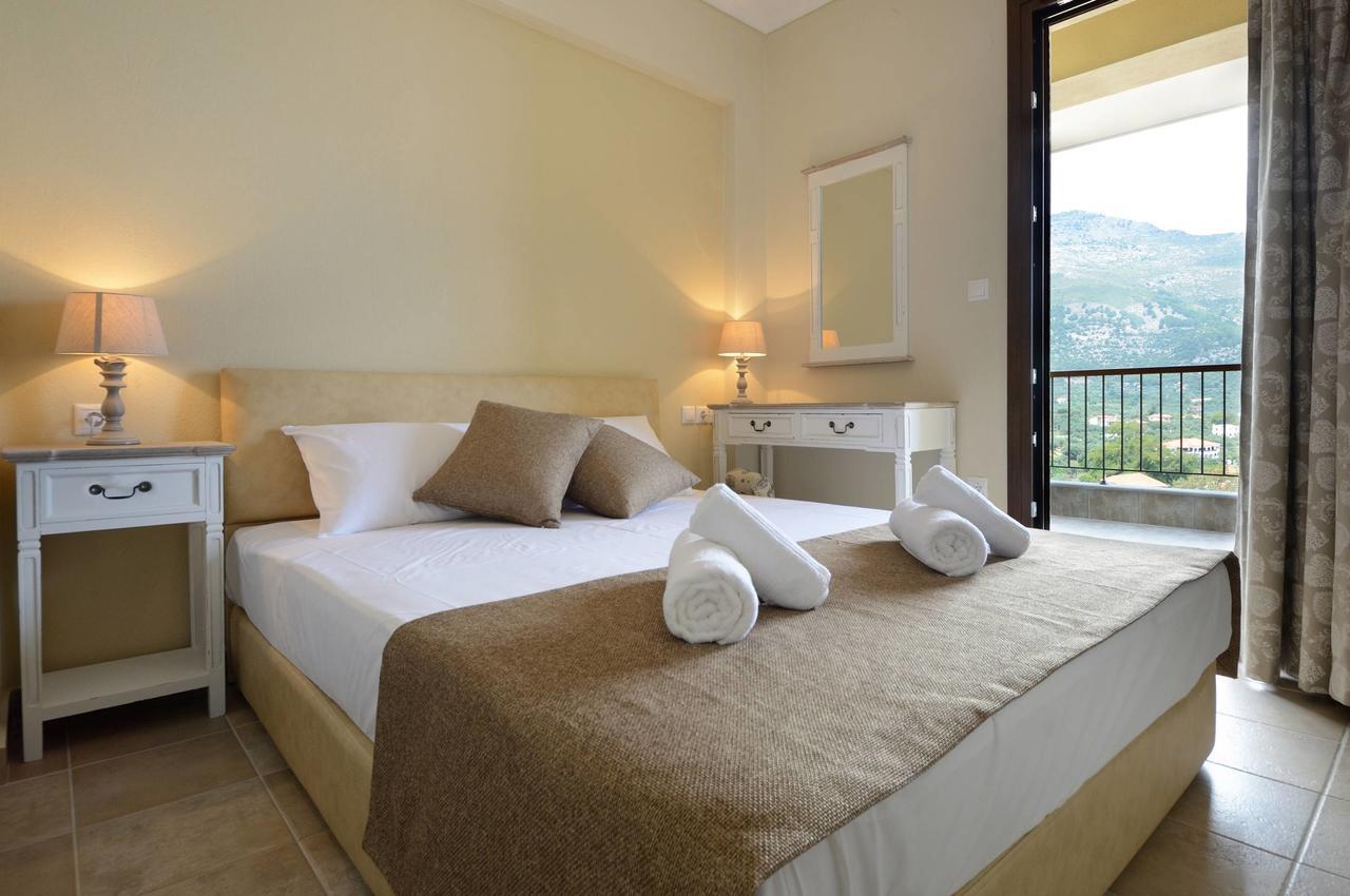 Seascape Villas Kinira Exterior photo