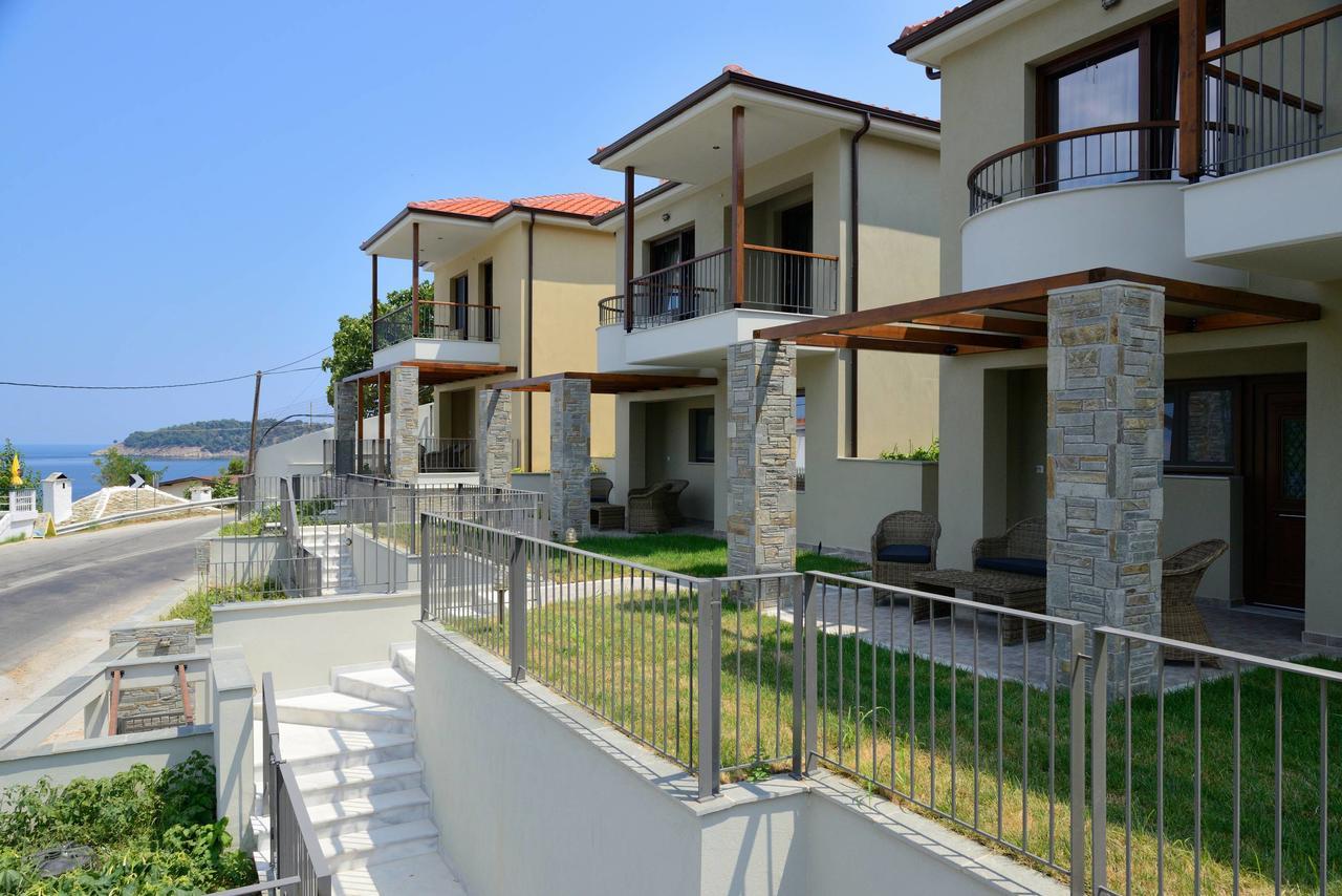 Seascape Villas Kinira Exterior photo