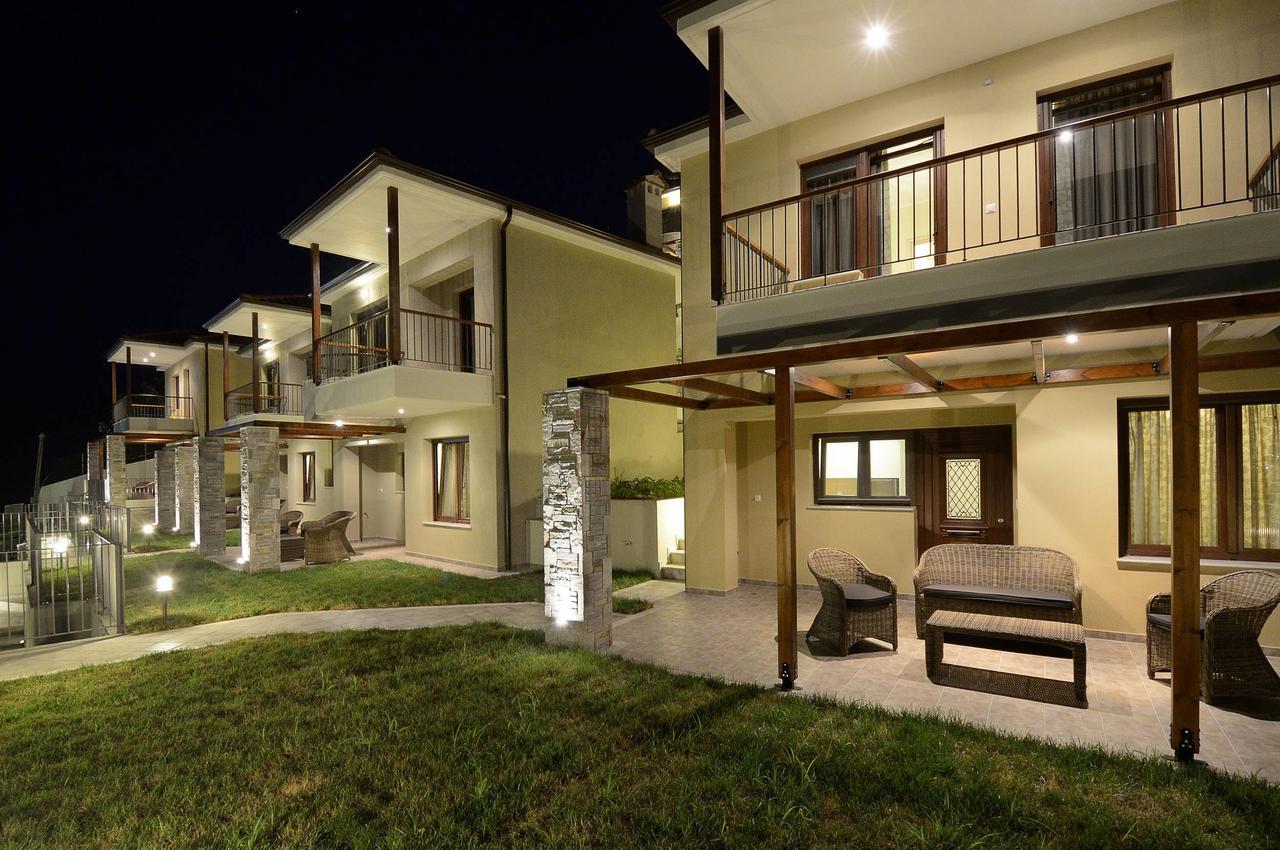 Seascape Villas Kinira Exterior photo
