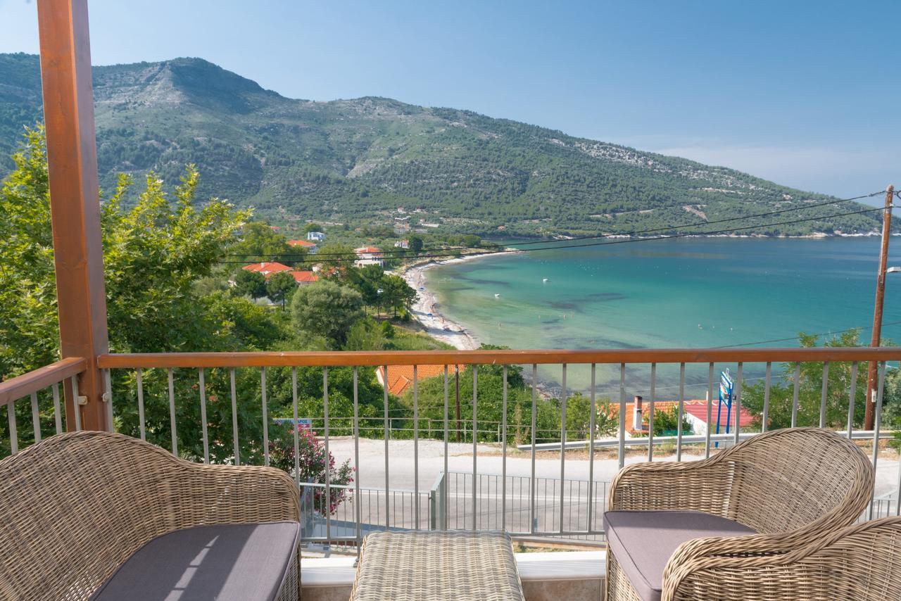 Seascape Villas Kinira Exterior photo